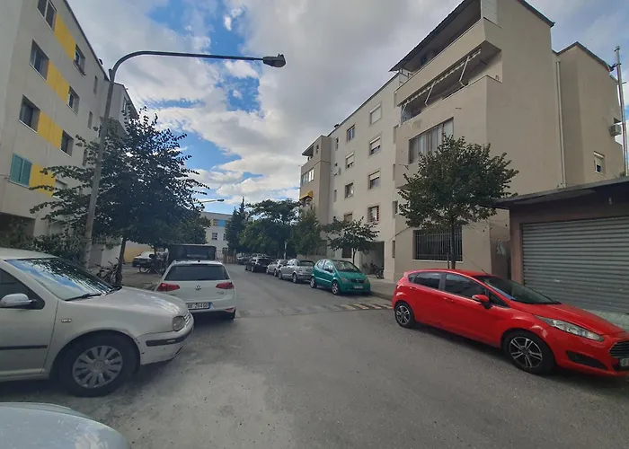 Апартаменты Away From Шкодер